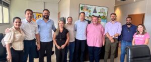 Vilela recebe construtores articulados por Tatá Teixeira e anuncia melhorias no ITBI, alvarás e desdobro de terrenos em Aparecida de Goiânia